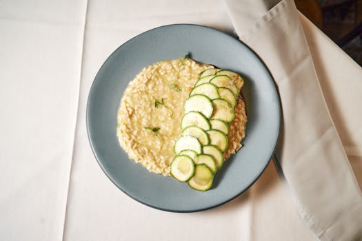  中国联通高层深度解读2025年业绩；健康、鲜活地活着。 IT技术