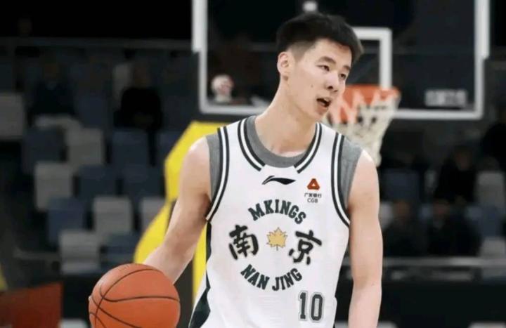  绝密伤病复盘档案：踝关节扭伤后的黄金两周康复法则 体育新闻 绝密伤病复盘档案：踝关节扭伤后的黄金两周康复法则 体育新闻