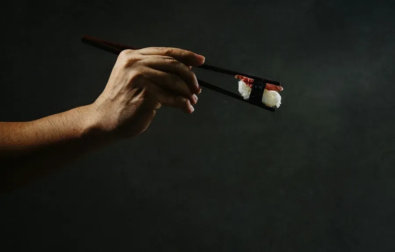 银发族健康指南：居家烹饪是守护大脑的黄金方案