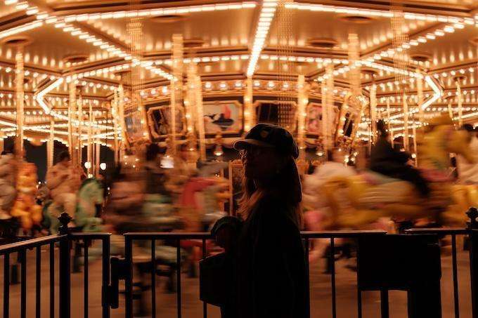  [行业研报]：商业REITs百亿破冰背后的资本逻辑深度解析 股票财经 [行业研报]：商业REITs百亿破冰背后的资本逻辑深度解析 股票财经 [行业研报]：商业REITs百亿破冰背后的资本逻辑深度解析 股票财经