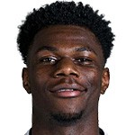 为何楚阿梅尼被视为顶级核心:从赛场蜕变看中场球员的成长进化 体育新闻 为何楚阿梅尼被视为顶级核心:从赛场蜕变看中场球员的成长进化 体育新闻