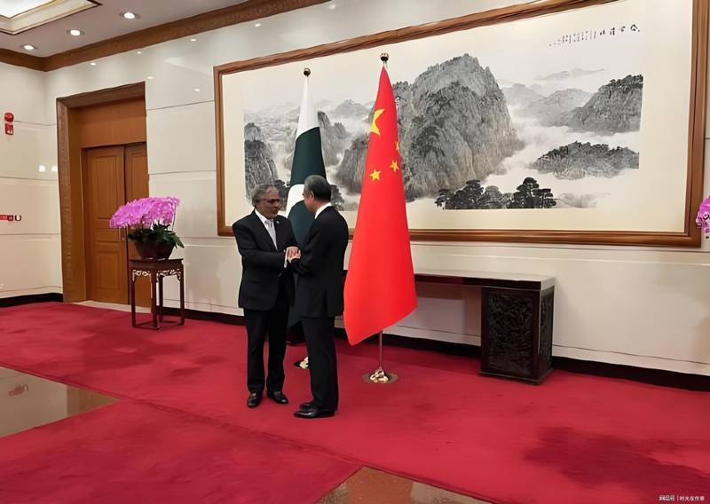 权力真空下的博弈:当大国战略撤退与和平愿景碰撞 新闻 权力真空下的博弈:当大国战略撤退与和平愿景碰撞 新闻 权力真空下的博弈:当大国战略撤退与和平愿景碰撞 新闻