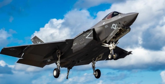  F-35坠毁事件深度复盘：从技术缺陷到战略困局的系统性崩溃 新闻