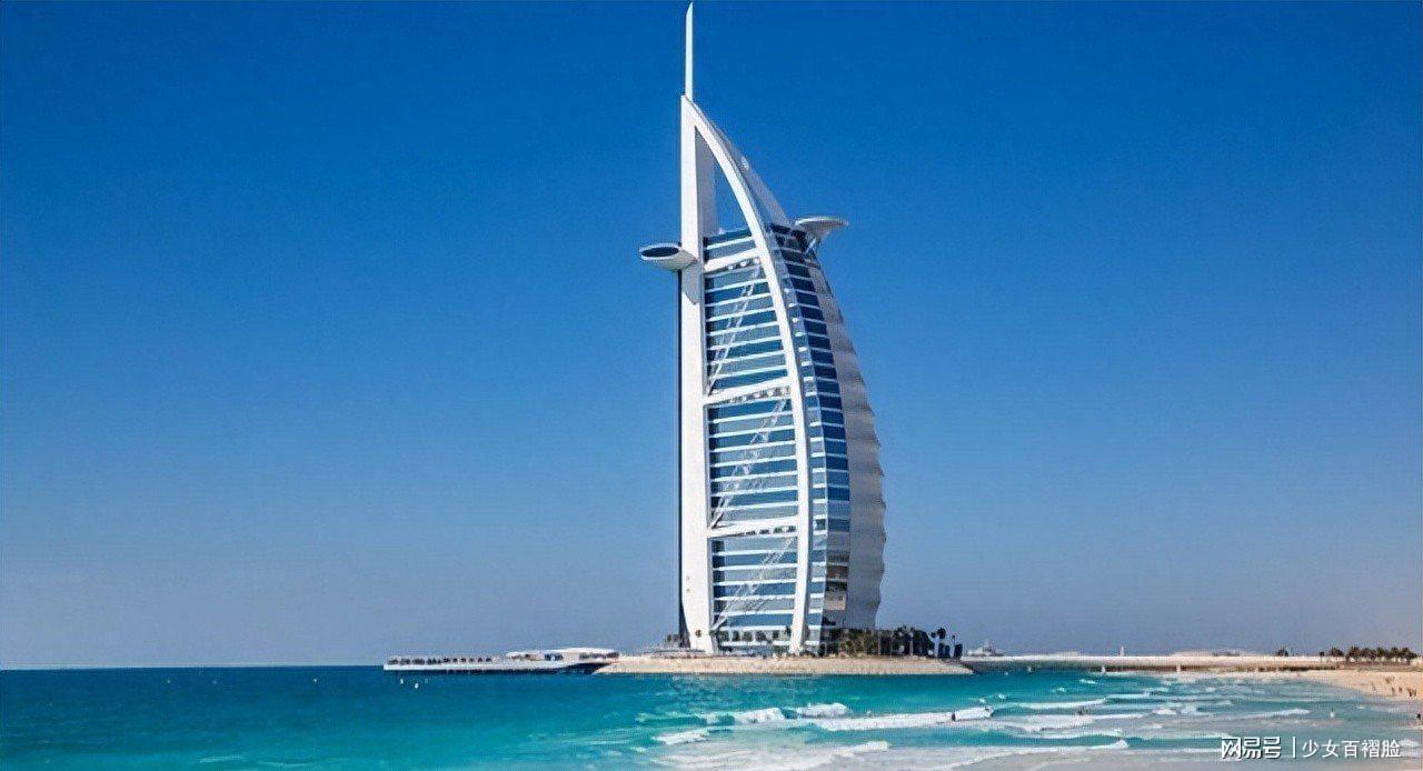 【技术复盘】伊朗打击阿联酋：无人机蜂群与防空消耗战的战术解析