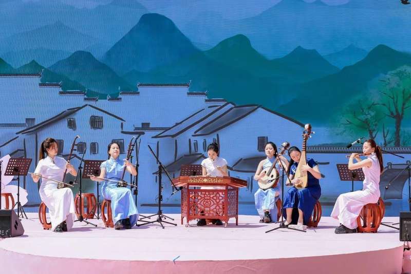 【非遗观察】当千年丝竹邂逅万树樱花:顾村雅集的技术解构与传承启示 文化旅游