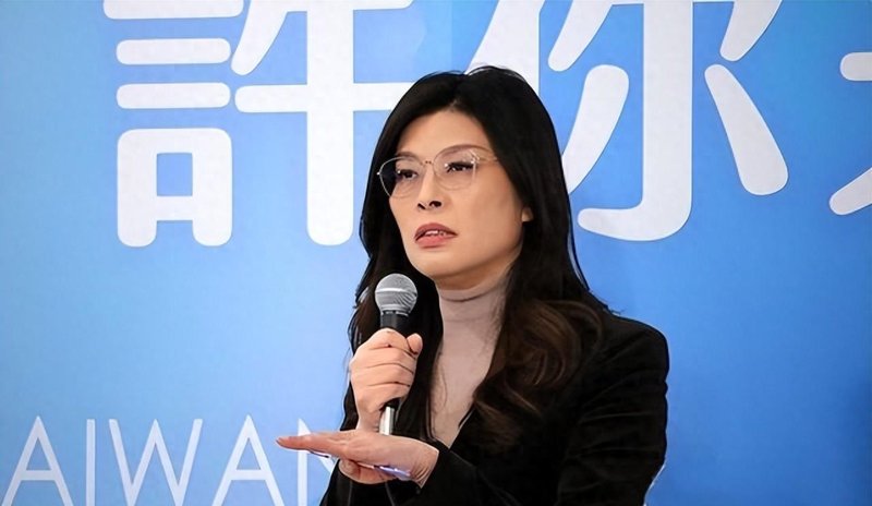  【深度复盘】国共对话重启：郑丽文访陆背后的战略逻辑与政治筹码 新闻