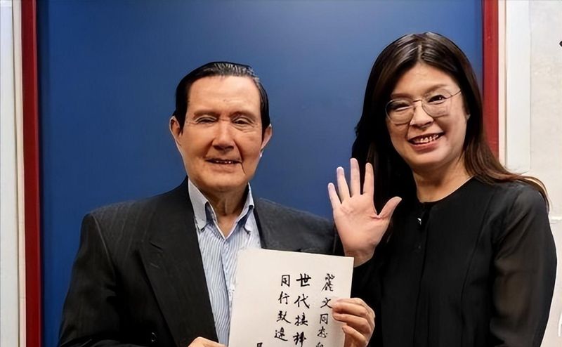  【深度复盘】国共对话重启：郑丽文访陆背后的战略逻辑与政治筹码 新闻