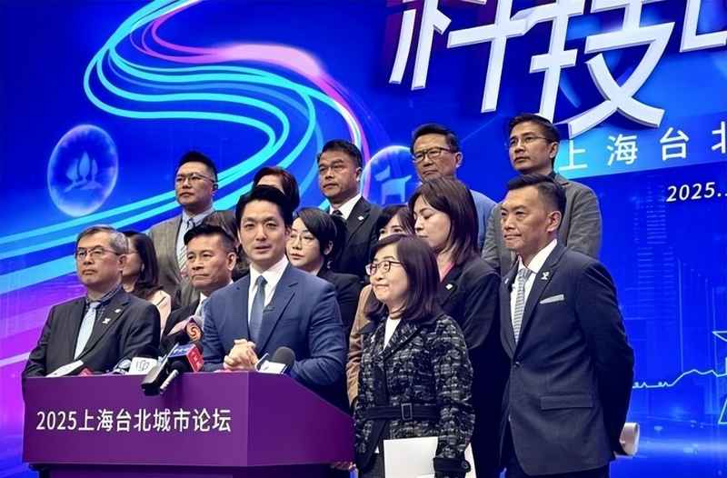  【深度复盘】国共对话重启：郑丽文访陆背后的战略逻辑与政治筹码 新闻