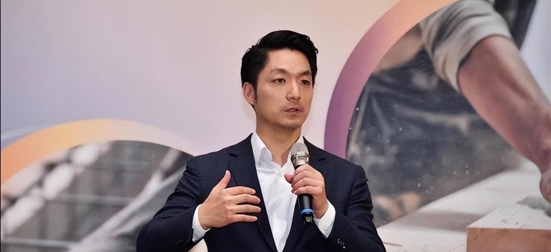  【深度复盘】国共对话重启：郑丽文访陆背后的战略逻辑与政治筹码 新闻