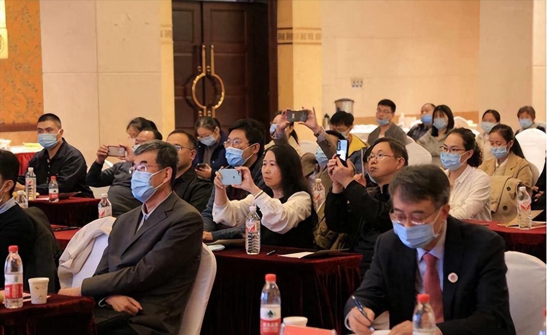  从学霸到叛国者：袁克勤案的深层剖析与国家安全警示 新闻