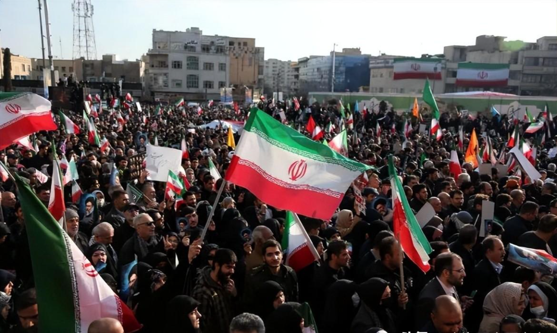  【地缘博弈】万斯警告伊朗背后的停火困局：一张被撕碎的纸与美国的战略迷失 新闻