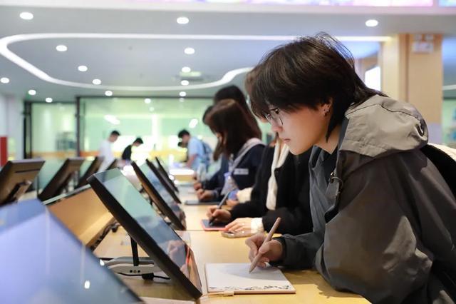  卖掉深圳唯一房子去追梦，那个“疯子”后来怎么样了？ 企业服务