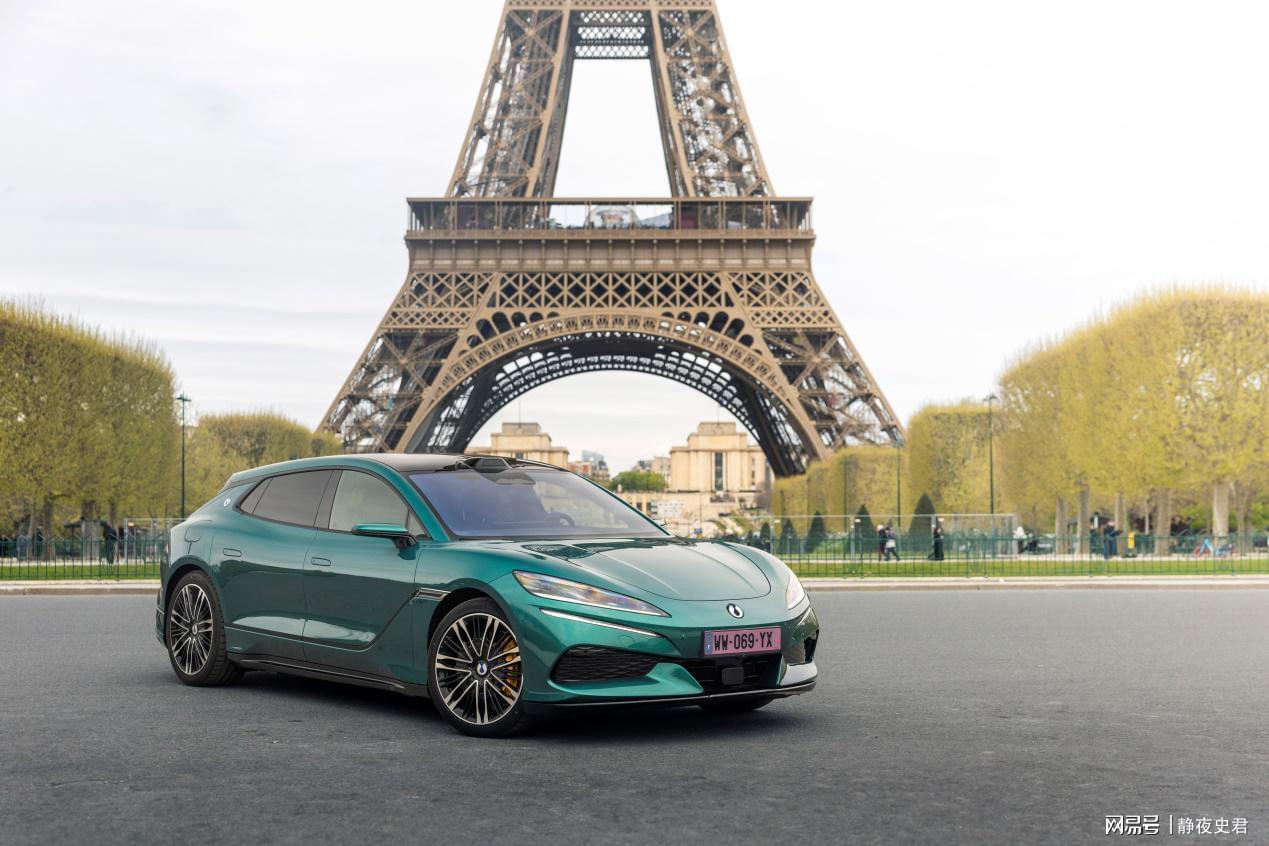  技术旗舰的欧洲破局：我在巴黎歌剧院见证腾势Z9GT的闪充革命 汽车科技