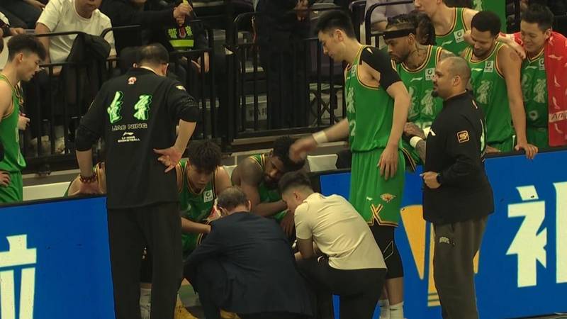 当队魂归来:当所有人都在质疑,辽篮用团队篮球给出了答案 体育新闻 当队魂归来:当所有人都在质疑,辽篮用团队篮球给出了答案 体育新闻